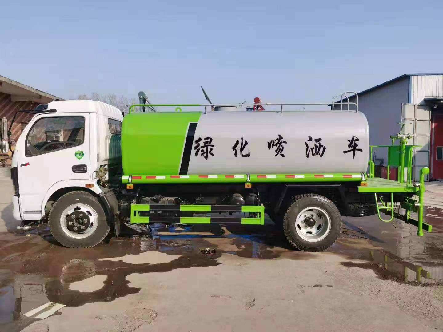 5m3灑水車